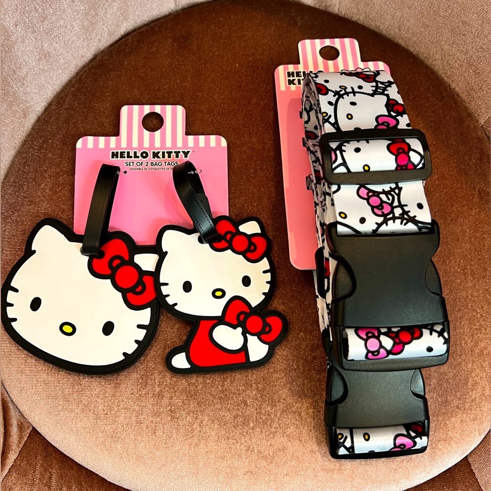 Hello Kitty set of two luggage tags and luggage straps